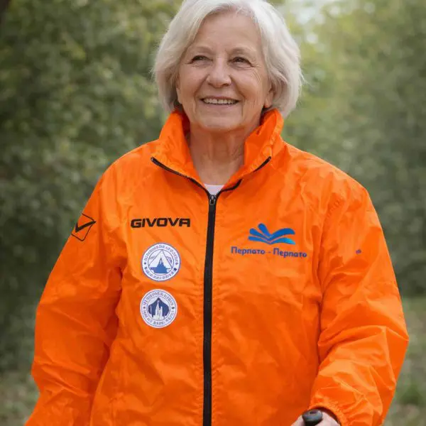 Aντιανεμικό_αδιάβροχο_μπουφάν_Περπατώ_Περπατώ_με_κουκούλα