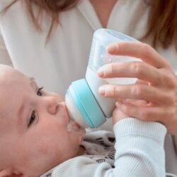 Μπιμπερό Ιατρικής Σιλικόνης angled με Διπλό Αντικολικό Θήλαστρο 120ml marcus marcus 4